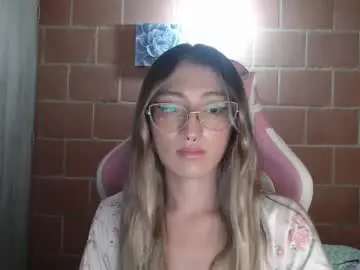 Chaturbate Free Live Porn of andrea_camila