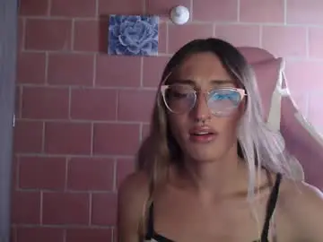Chaturbate Best live sex cam show of andrea_camila