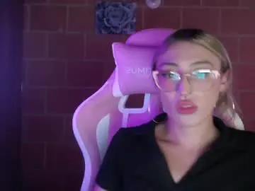 Chaturbate Nude Webcam of andrea_camila