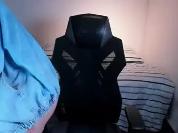 Chaturbate Live Sex Cam of michelleevansvg