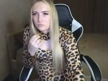 Chaturbate Live Porn of vi_luxxxy
