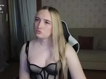 Chaturbate Live Sex of vi_luxxxy