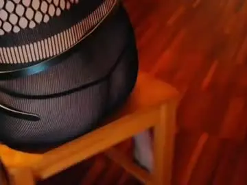 Chaturbate Free Porn Cam of newtsweetbaby