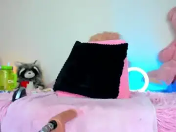 Chaturbate Live Sex Cam of tanner_loyd22
