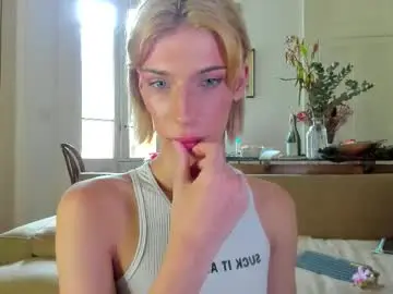 sn0wcat from chaturbate