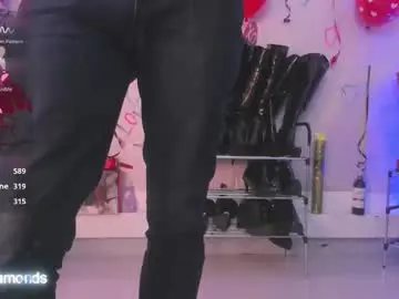 Chaturbate Best live sex cam show of miss_nicolesds