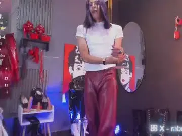 Chaturbate Live Porn of miss_nicolesds