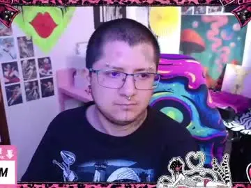 Chaturbate Live Porn of ftmbiggestclit