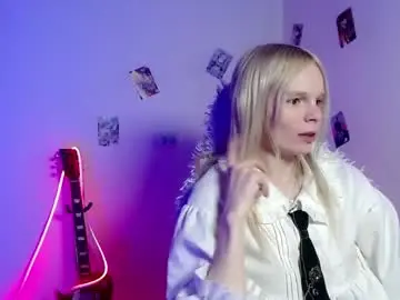 Chaturbate Free Porn Cam of emily_nyaffe123