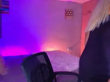 Chaturbate Adult Video Chat of emma_demonn