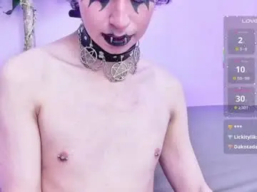 oasis_vamp from chaturbate