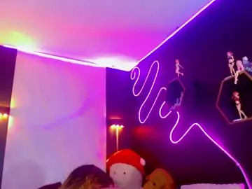 Chaturbate Live Porn of sofia__hills_01