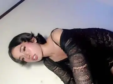 Chaturbate Nude Webcam of alluring_olivia18