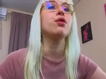 Chaturbate Free Porn Cam of t_blonde