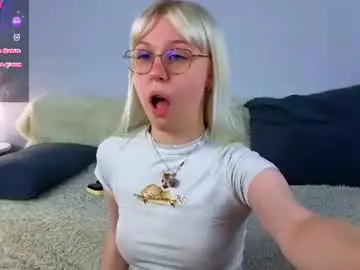 Chaturbate Free Porn Cam of t_blonde
