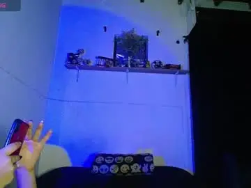 Chaturbate Watch Live Sex Cams of karyblushh