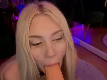 Chaturbate Live Porn of barbiekara