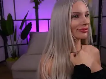 Chaturbate Best live sex cam show of barbiekara
