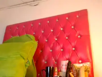 Chaturbate Adult Webcam of lucile_carrie