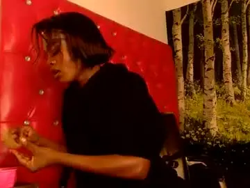 Chaturbate Sex Cam of lucile_carrie