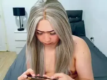 Chaturbate Adult Video Chat of tsvictoria12
