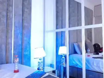 Chaturbate Live Porn of alidiaz__
