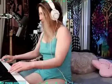 Chaturbate Live Sex Cam of xaevynne