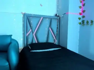 Chaturbate Sex Chat of kiara_blue01
