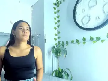 Chaturbate Free Porn Cam of kiara_blue01