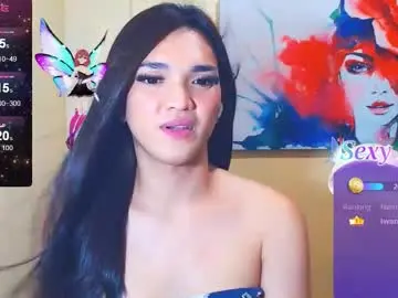 Chaturbate Watch Live Sex Cams of hollywoodbitch