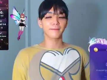 Chaturbate Free Live Porn of hollywoodbitch