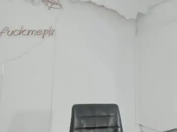 keila_mendoza from chaturbate