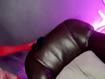 Chaturbate Watch Live Sex Cams of queenfoxylady