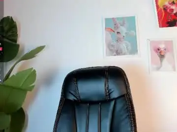 Chaturbate Live Sex of gia_demiee