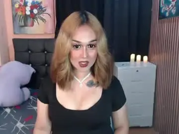 Chaturbate Adult Video Chat of tshotsylvana143
