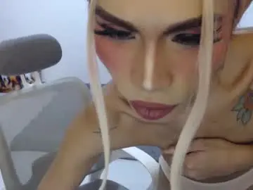 Chaturbate Live Sex Cam of angelic_face_808