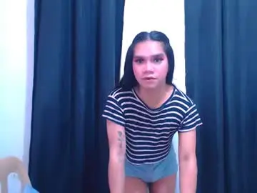 Chaturbate Live Sex Cam of crytastal_lust1212