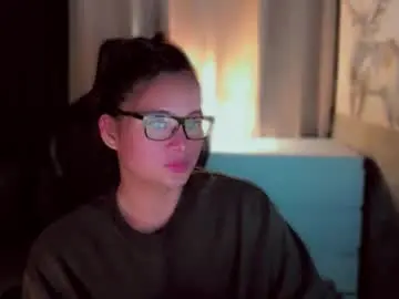 Chaturbate Live Sex Cam of queenarthalia