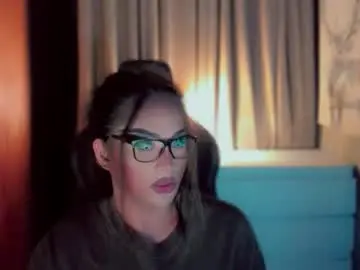 queenarthalia from chaturbate