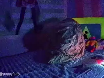 Chaturbate Adult Video Chat of poppyfluffy