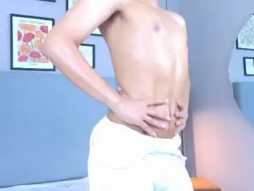 Chaturbate Live Sex Cam of zoeruizz