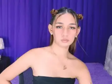 Chaturbate Live Sex Cam of unforgettable_ava