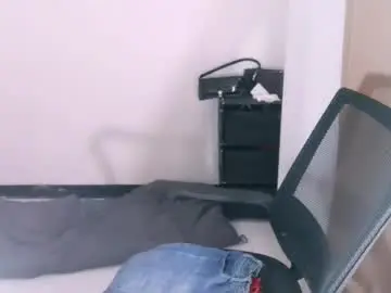 Chaturbate Nude Webcam of queen_bea69