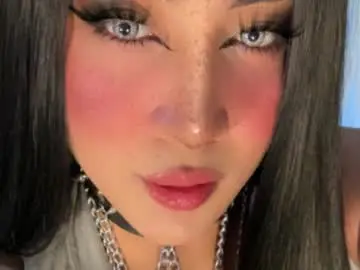 Chaturbate Adult Video Chat of allareillusionxxx