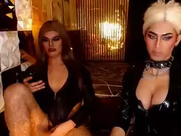 Chaturbate Nude Webcam of amazingtrans18