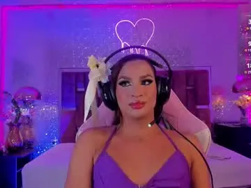 Chaturbate Watch Live Sex Cams of kylievictoria_