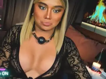 Chaturbate Live Sex Cam of sweetbella118