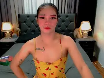 Chaturbate Live Sex Cam of sweet_zoey12