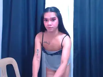 Chaturbate Live Sex Cam of sweet_zoey12