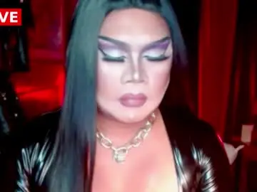 Chaturbate Live Sex Cam of temptress_cocoxxx